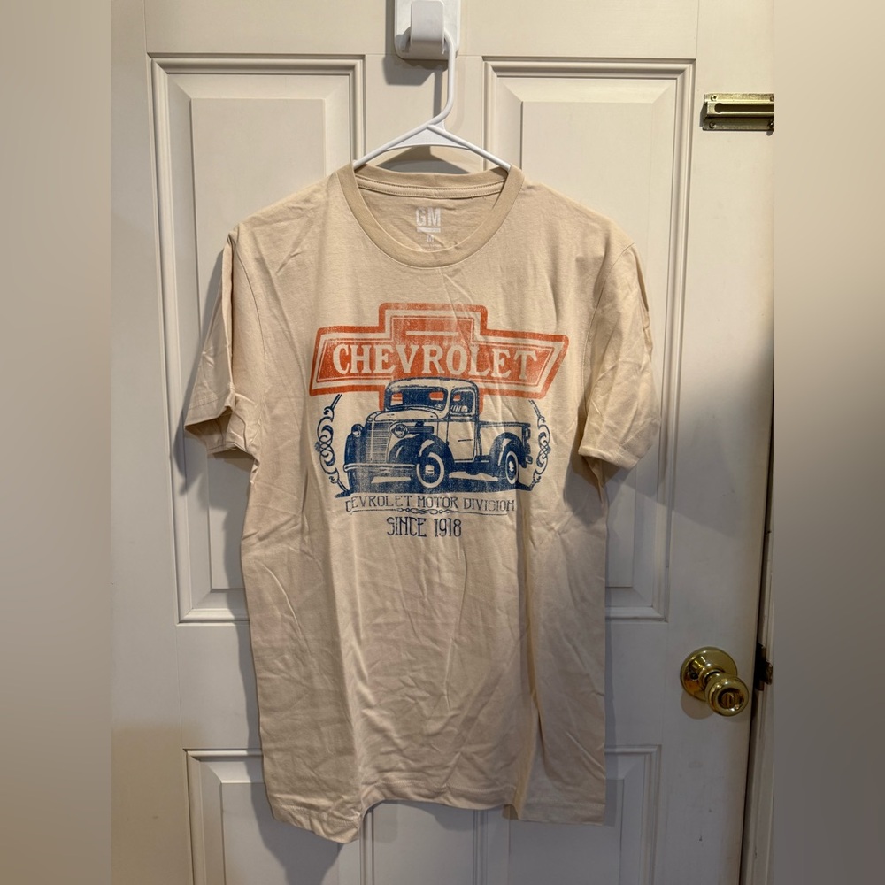 NWOT Chevrolet Graphic T-Shirt